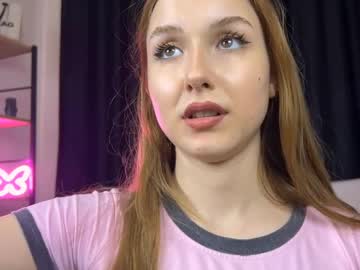 girl
        bernardaboons cam image #6430872