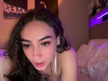girl
        thestormii cam image #6465095