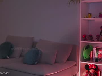 girl
        annie_dreams cam image #5765893