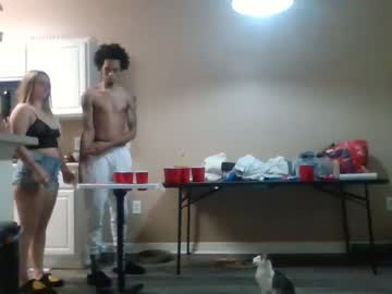couple
        bdwking cam image #2340456