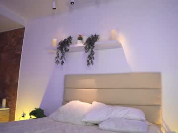 girl
        ashley_jones9 cam image #4657532