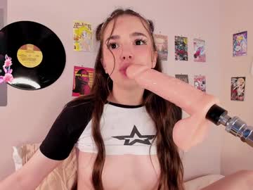 girl
        alicebonam cam image #5029596