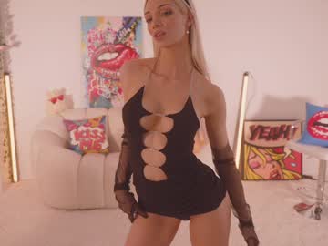 girl
        bunnydollstella cam image #5190770