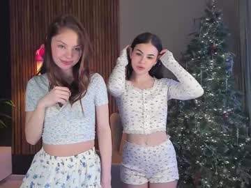 girl
        lovenpuff cam image #5933261