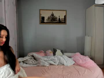 girl
        _mito_69 cam image #6959349