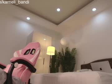 girl
        juicyshow cam image #4444406