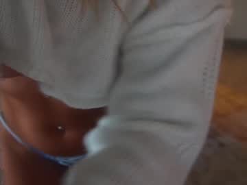 girl
        alex499990 cam image #5966265