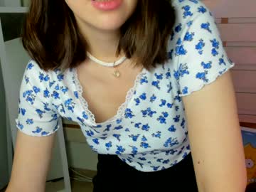 girl
        kim_go cam image #4870691