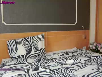 girl
        megan_myersss cam image #4056875