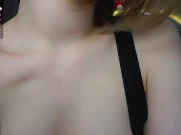girl
        odeliabrownell cam image #5259801