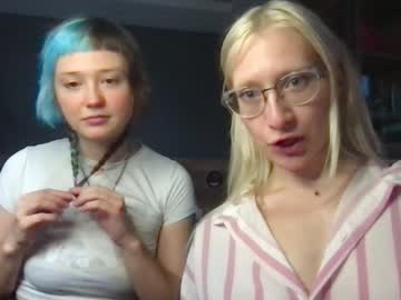 girl
        kali_the_goddess cam image #4605420