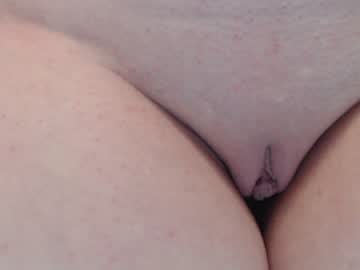 girl
        sensitive__lady cam image #2987943