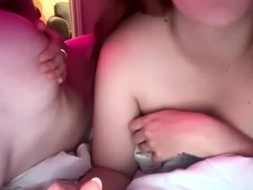 couple
        goddess_britt_ cam image #4377791