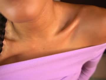 girl
        abiee__ cam image #3724236