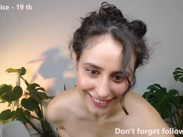 girl
        flaming_hotty cam image #1899573