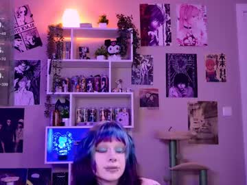 girl
        lollyshy__ cam image #6735543