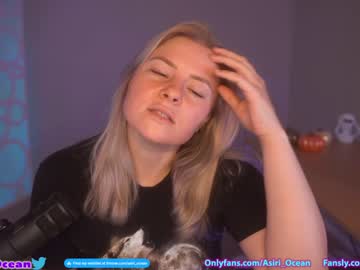 girl
        asiri_ocean cam image #2493734
