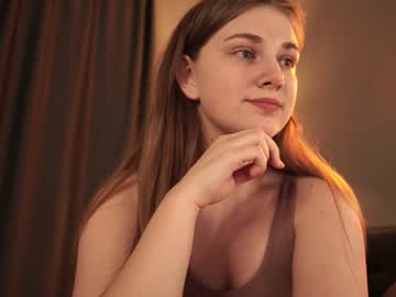 girl
        ammysky_ cam image #1549610