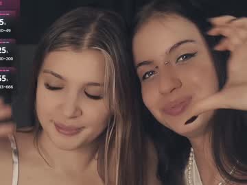 couple
        vivid_girls cam image #5441699