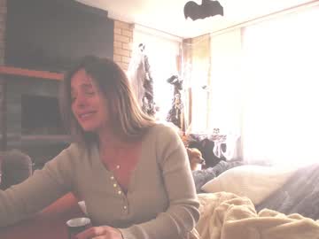girl
        kendalltyler cam image #5319143