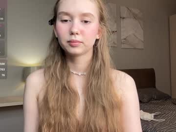 girl
        cute_land cam image #6022323