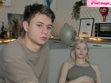 couple
        lance_bell cam image #867880