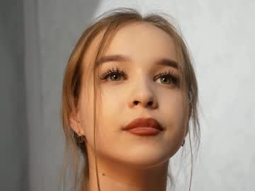 girl
        yeepshyy cam image #5255716