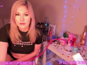girl
        butterybubblebutt cam image #6349292