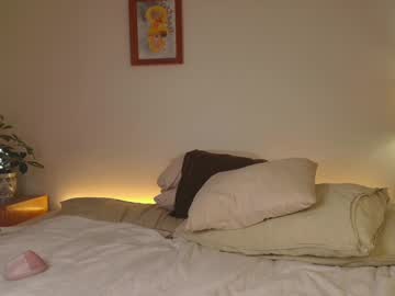 girl
        jsmine_ cam image #5709429