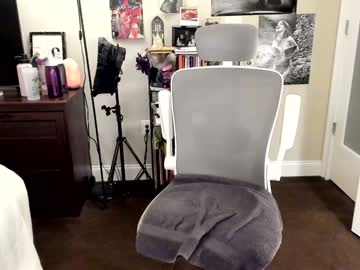 girl
        eve003300 cam image #6290960