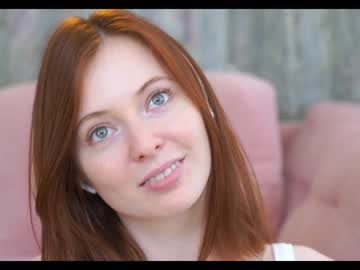 girl
        mona_elisa cam image #2916731