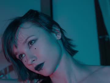girl
        chaturbatable cam image #5136025