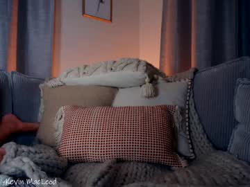 girl
        x_lily_x cam image #193022