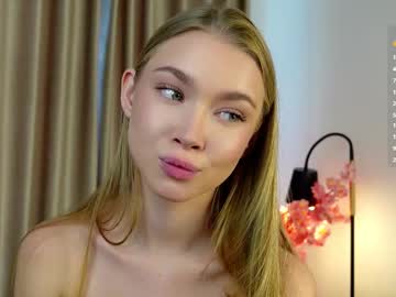 girl
        lipswithsweetonthem cam image #6666034