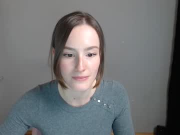 girl
        marina_rex cam image #2760406