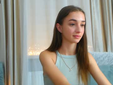girl
        lana__j cam image #1840015