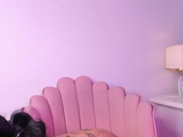 girl
        maxinelee cam image #3192786