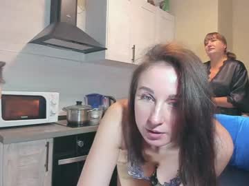 couple
        redcutevi cam image #179628