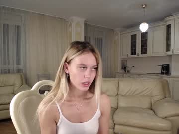 girl
        brightrays__ cam image #237633