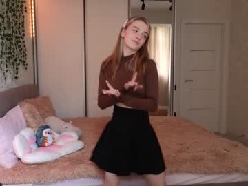 girl
        cyberslime cam image #2709028