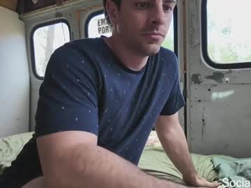 couple
        busbuddies cam image #5081554