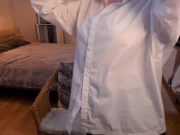 girl
        darlinecoyner cam image #4655138