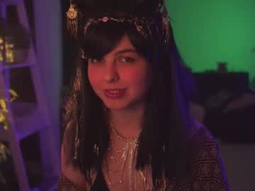 girl
        hannasthesia cam image #6353367
