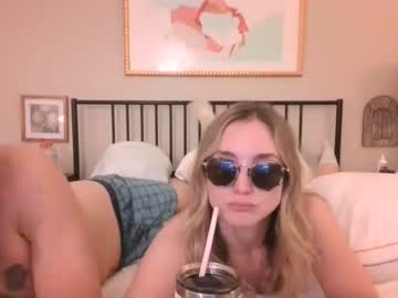 couple
        classysavages69 cam image #1682874