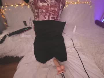 girl
        babydoll_laura cam image #3888685