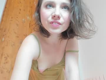 girl
        stellawells cam image #946246