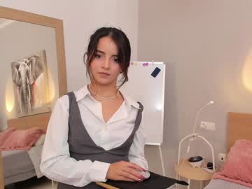 girl
        raychell_black cam image #6792563
