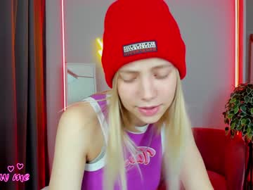 girl
        appr0ved cam image #13372