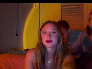 girl
        alex499990 cam image #4323093