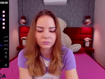 girl
        xronniehillsx cam image #749811